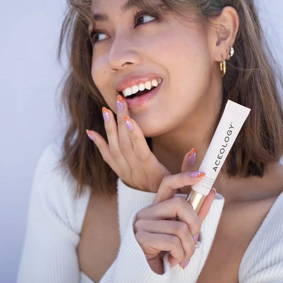 NEW Passionfruit Refining Lip Scrub - Aceology - Picture 3 of 6